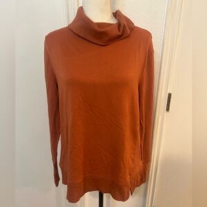 Amazon Essentials Women's Studio Terry Long-Sleeve Funnel Neck Sweatshirt